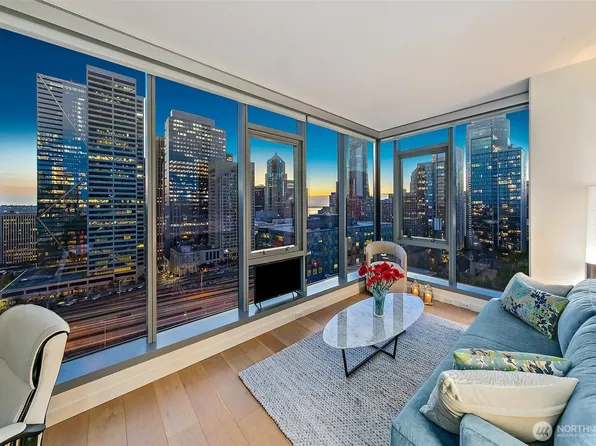 800 Columbia Street #1801, Seattle, WA 98104