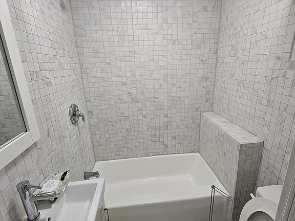 3rd image of 3860 W Dunes Hwy
