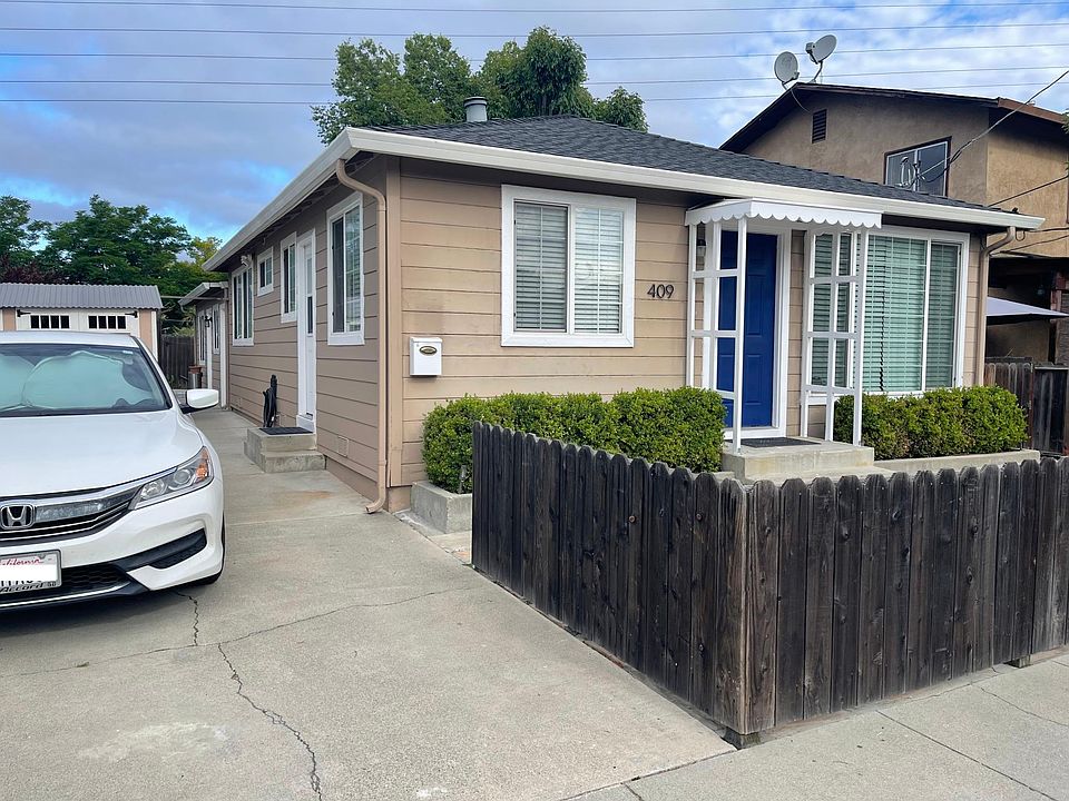 1st image of 409 Hannah St