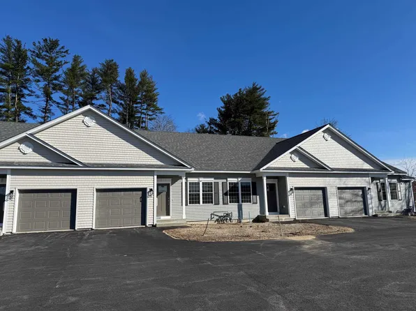 7 Martins Ferry Road #D, Hooksett, NH 03106