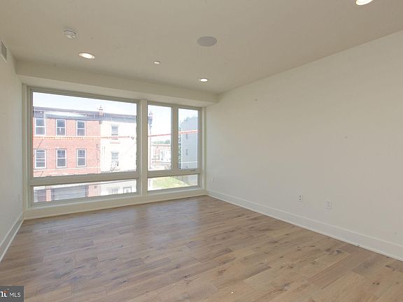 2nd image of 2431 Frankford Ave #35-3