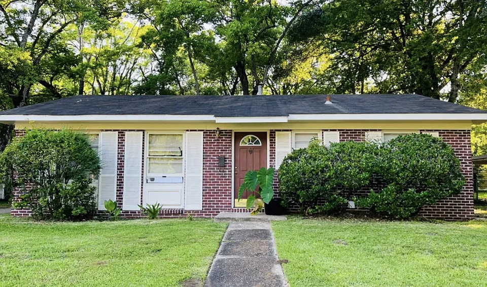 1734 Robison Hill Rd
