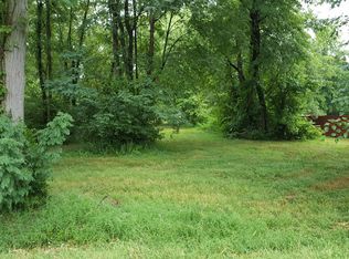 6813 Memory Ln, Louisville, KY 40258