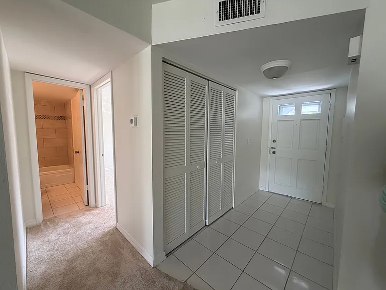 4900 Biscayne Dr #MAIN — Photo 4