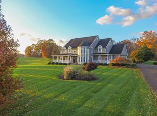 35 Deerfield Rd, Troutville, VA 24175