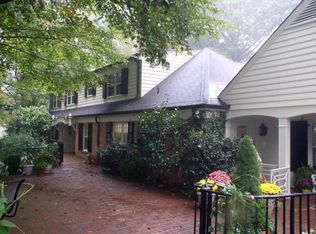 203 Westover Ln, Martinsville, VA 24112