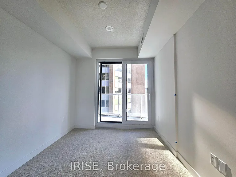 230 Simcoe St #2414 — Photo 15