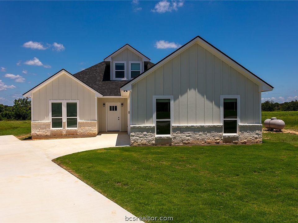 1st image of 847 Mimosa Ln