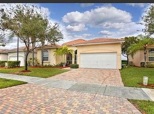 2355 SE 4th Pl, Homestead, FL 33033