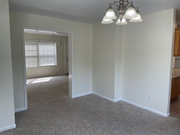 4th image of 871 Tremont St #871