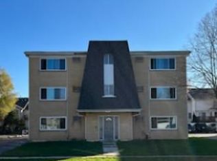 2051 Narcissus Ave #3W, Hanover Park, IL 60133