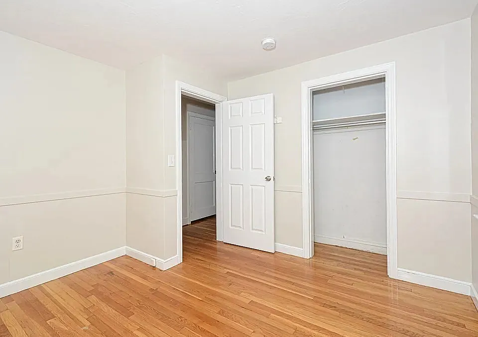 28 Main St #28
