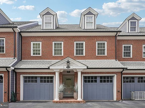 2nd image of 124 Bancroft Mills Rd #13