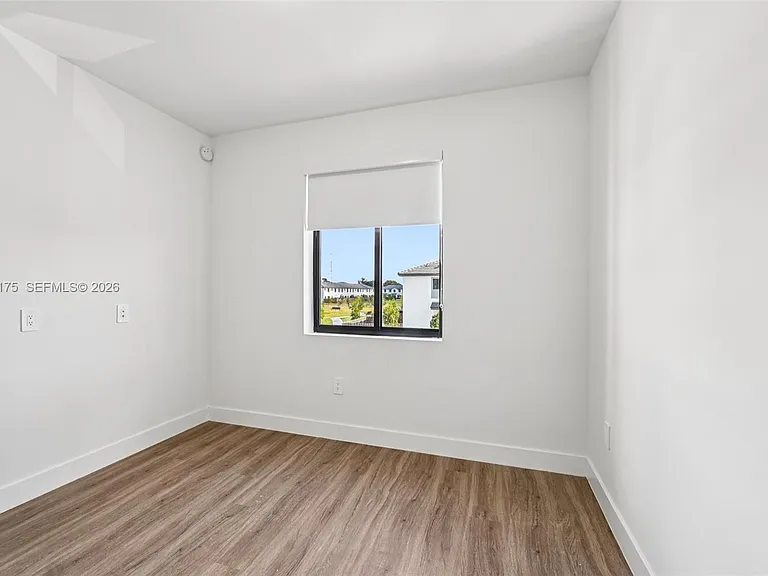 19102 SW 345th Ter #19102 — Photo 8