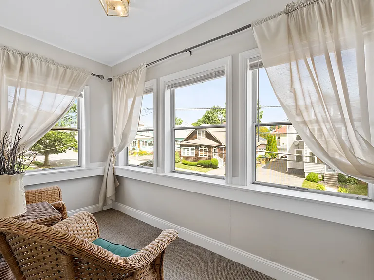 10 Newcastle Rd #2 — Photo 15