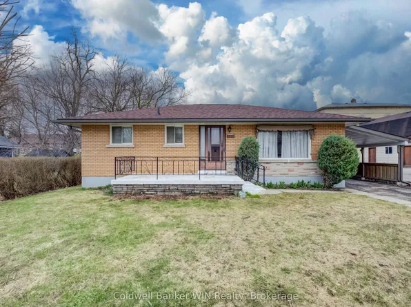 130 King St E, Wellington North, ON N0G 2L2