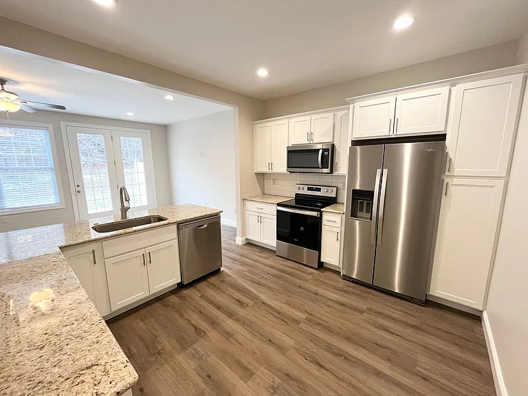 574 Chase Dr #804 — Photo 56