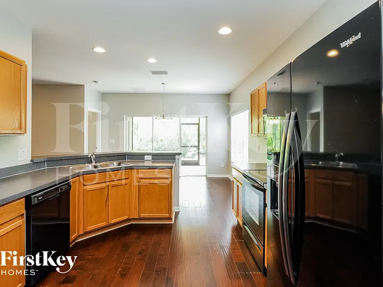 2061 Marsh Hawk Dr — Photo 9