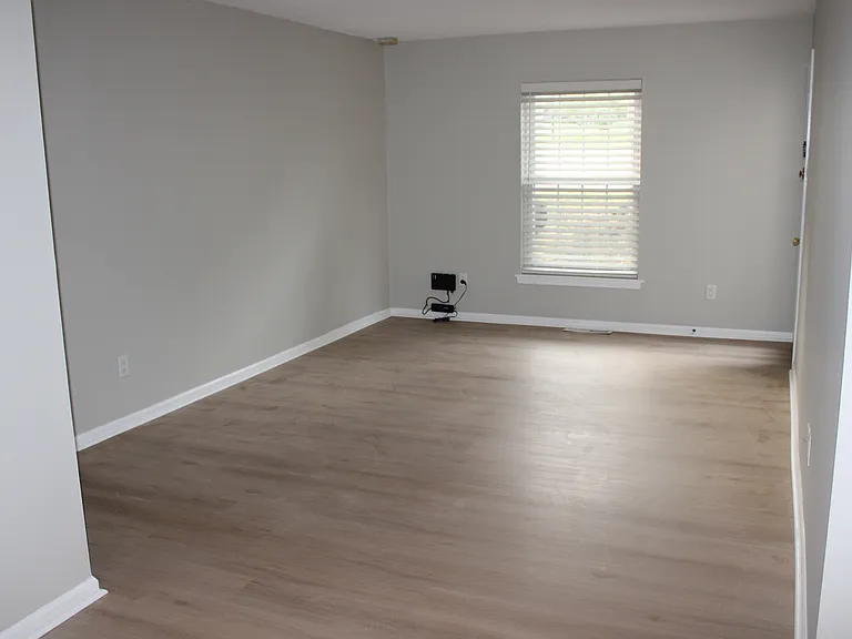 168 Oberlin Ter — Photo 11