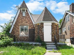 9173 Appoline St, Detroit, MI 48228