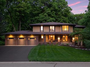 8655 Big Woods Ln, Eden Prairie, MN 55347