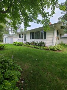 N9451 Parkway Rd, Crivitz, WI, 54114