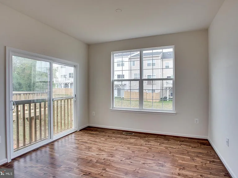 9029 Christina Pl — Photo 12