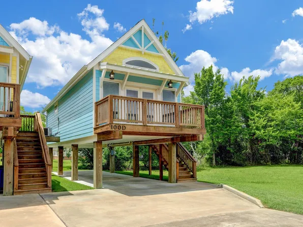 100 Grove Rd Ste D, Kemah, TX 77565