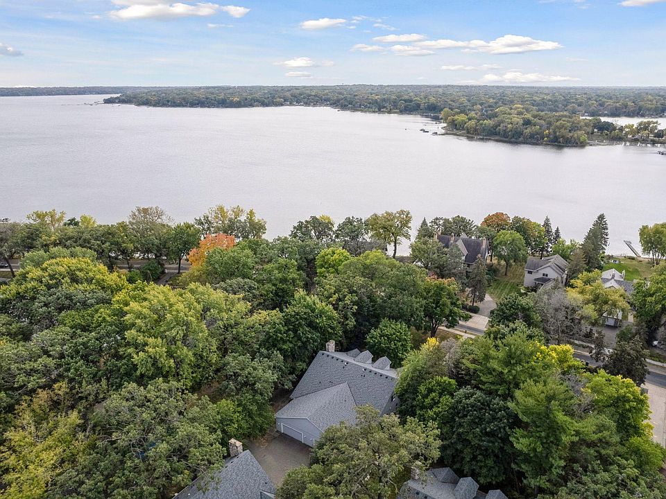 1st image of 4570 Lake Ct
