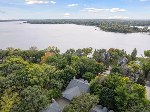 4570 Lake Ct, White Bear Lake, MN 55110