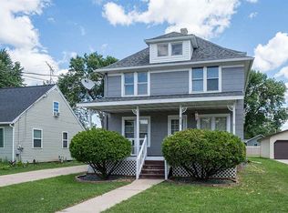 813 Milwaukee St, Menasha, WI 54952