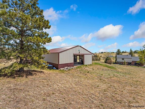 5th image of 8704 Cowpoke Rd