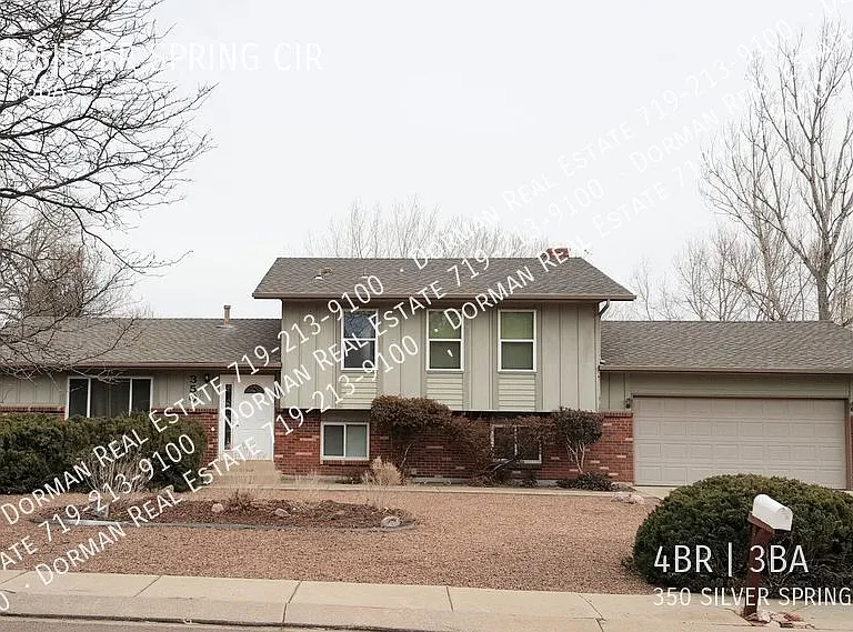 350 Silver Spring Cir — Photo 1