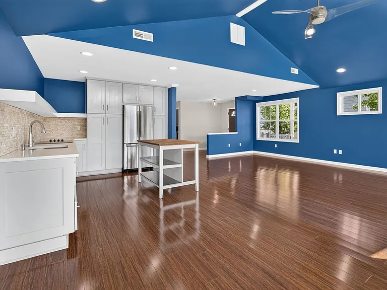 1035 Chester River Dr — Photo 17