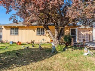 1547 SW 33rd St, Redmond, OR 97756