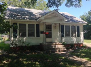 406 W 8th St, Ada, OK 74820