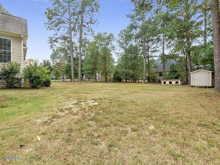 108 Hammerstone Cir — Photo 41