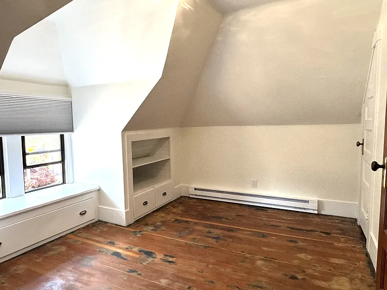 1012 Dupont St — Photo 22