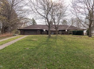68681 M 51, Paw Paw, MI