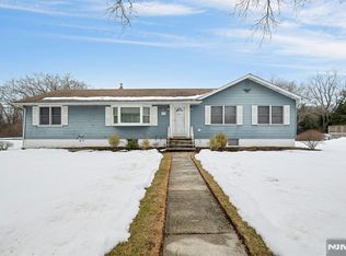 48 Deerfield Rd, Wayne, NJ 07470