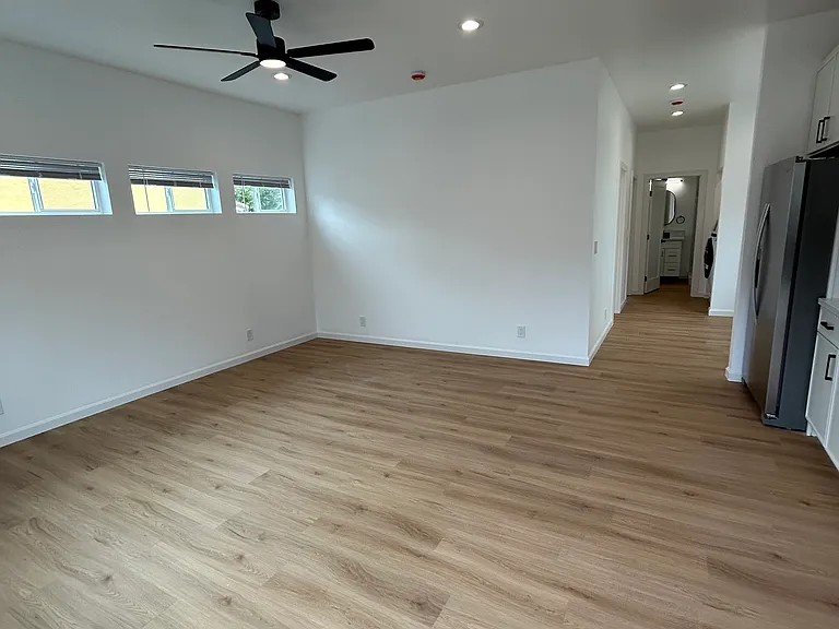615 S Clementine St #2 — Photo 4