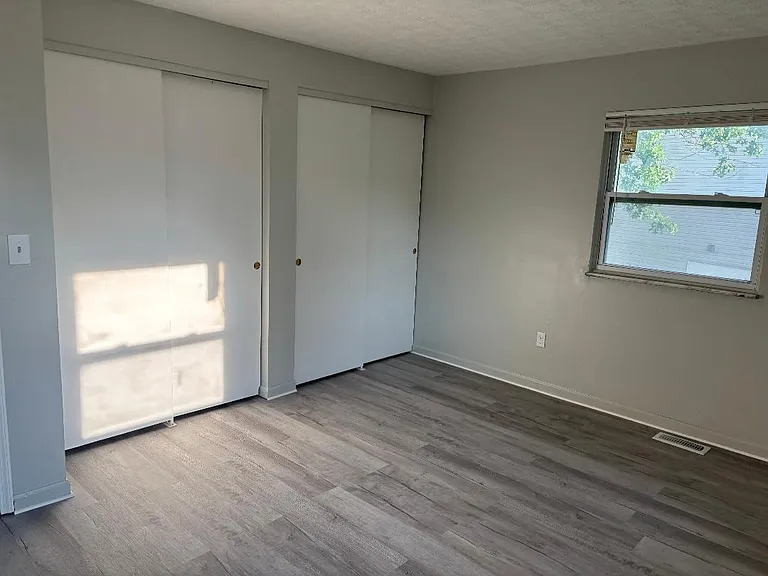 365 Tradewind Ct — Photo 9