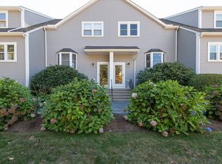 12 Summerville Rd UNIT 12, Foxboro, MA 02035