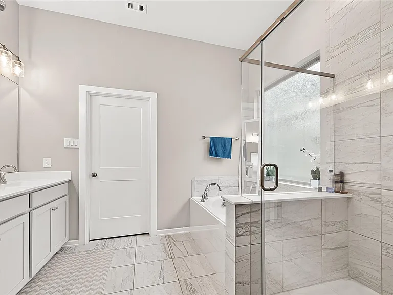 305 Rise Ln — Photo 35