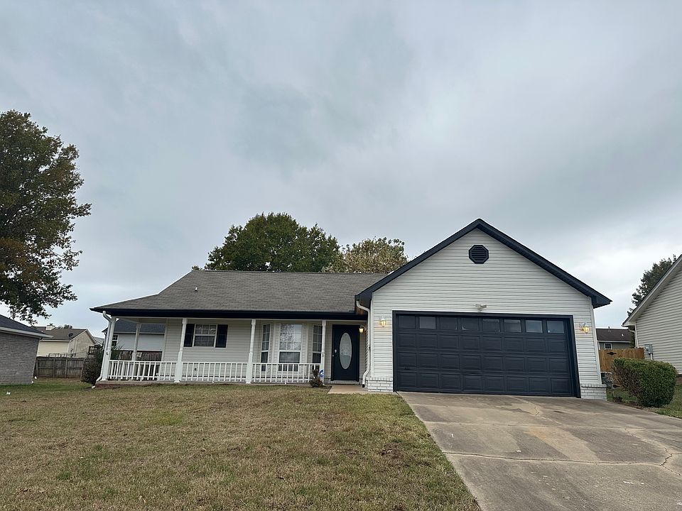 1st image of 2407 Broken Hill Dr