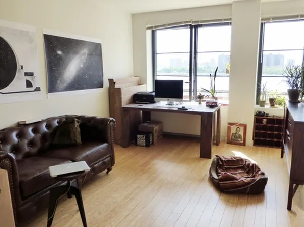 15 Dunham Place image 1 of 12