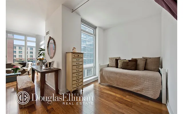 Rented by Douglas Elliman | media 29