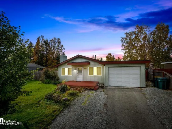 6920 Rovenna St, Anchorage, AK 99518