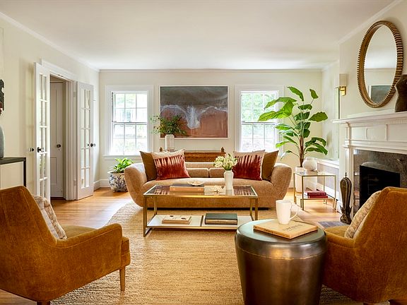 3rd image of 73 Francis Ave
