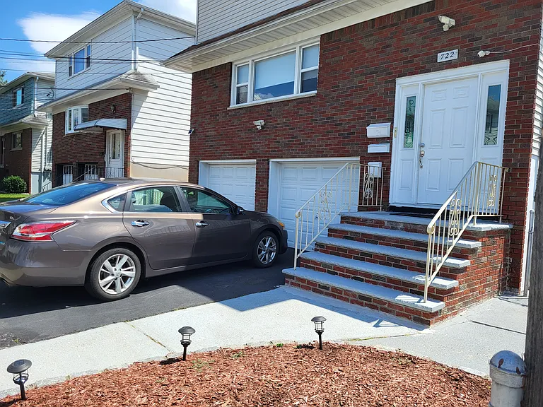 722 Tyler St #1 — Photo 11